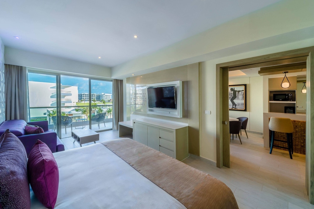 Planet Hollywood Cancun by Royalton, An Autograph Collection All-Inclusive Resort 49