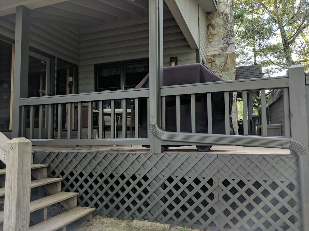 Mountain Rivers Lodge view 4