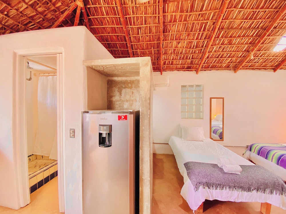 Perro Surfero Hotel Boutique - Todos Santos, BCS