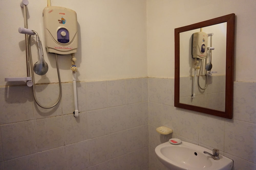 Mani Home Guesthouse