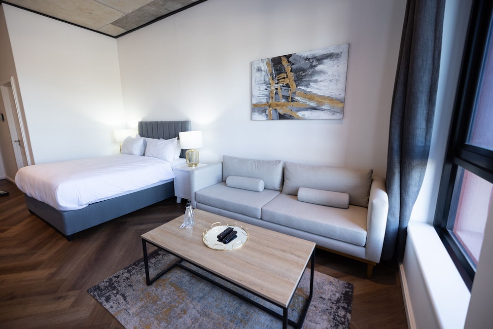 Bridgewater by Smart City Stays view 5
