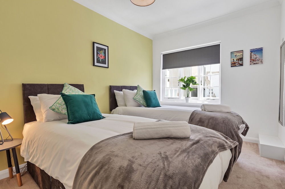 The Old Brewery House | By My Getaways | Free Parking view 4