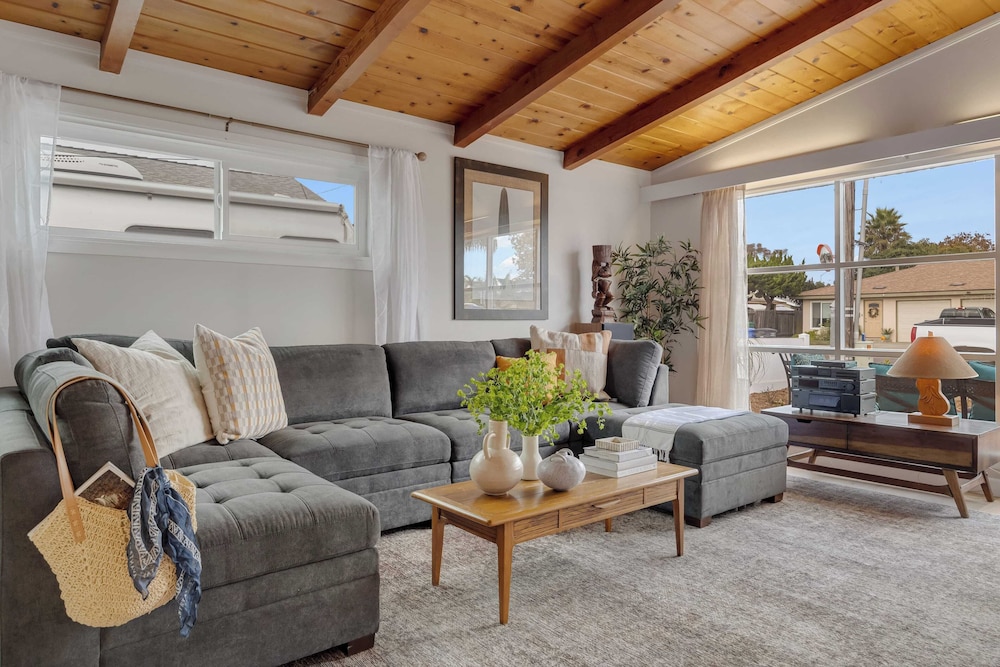 California Dreamin by Avantstay Private Pool + Fire Pit Near the Beach