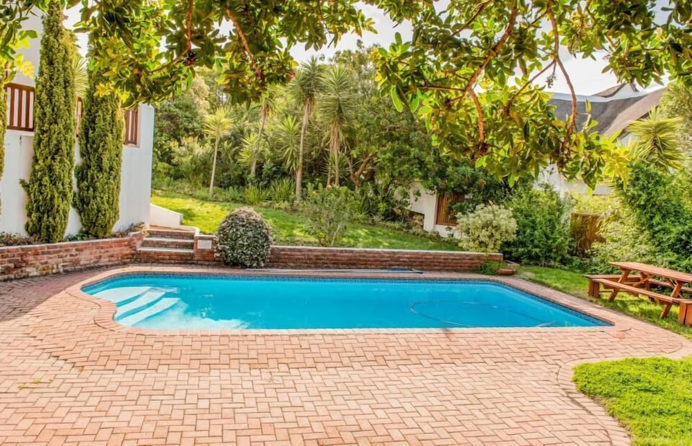 St Francis Bay Luxury Lodge 2