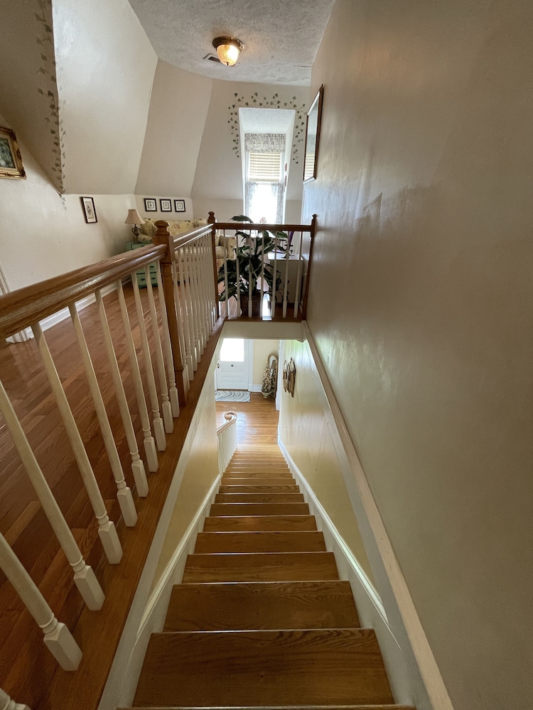 Carriage Lane Inn
