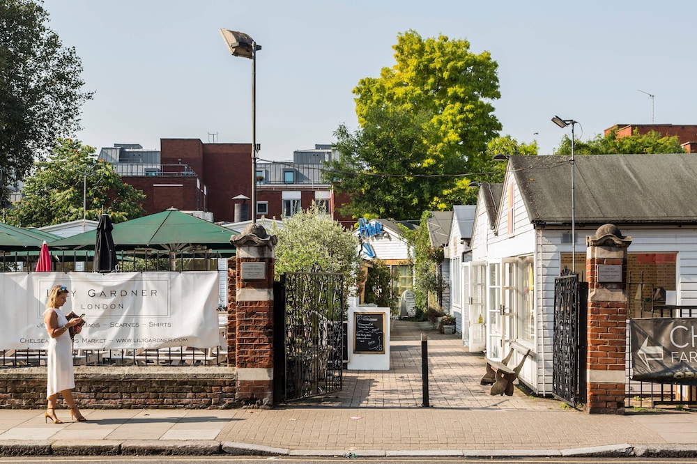 Sloane Gardens by Onefinestay