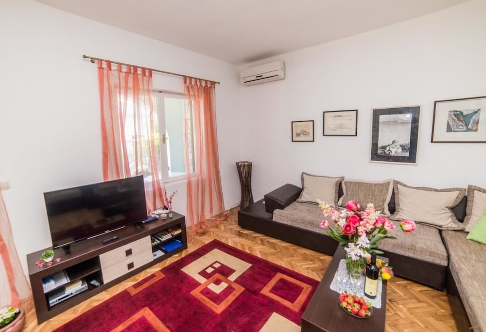 Becici Sunset home