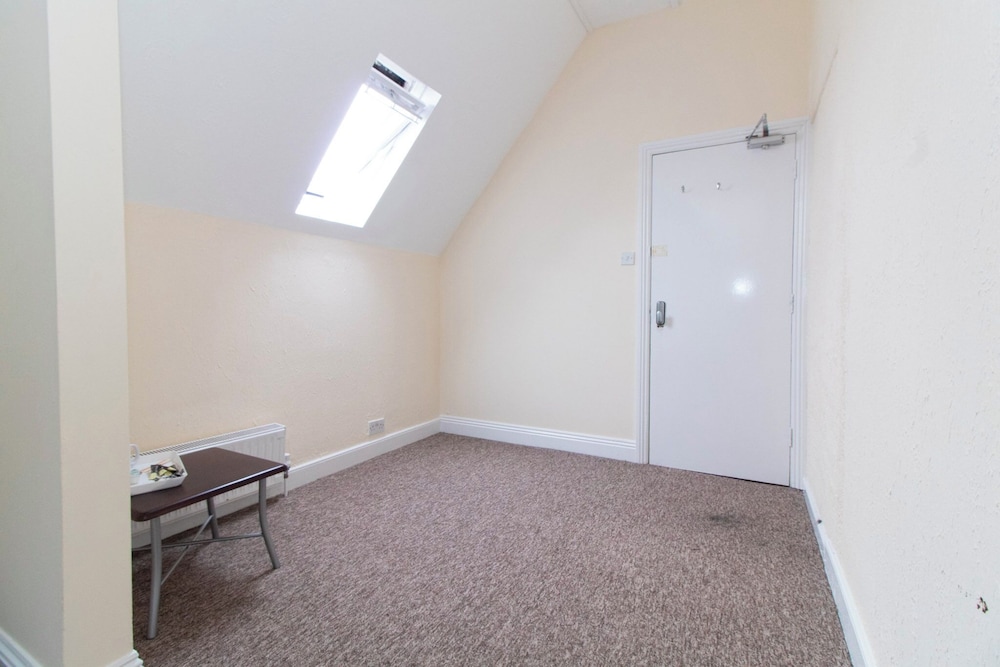 Brookvale Guest House Room 15