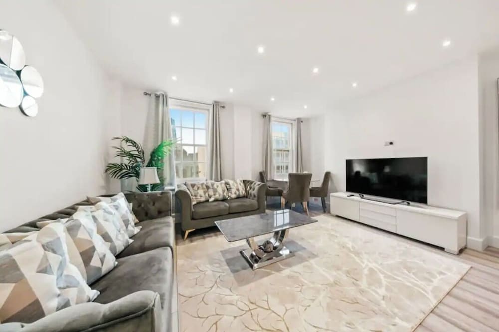 The Grosvenor Residences