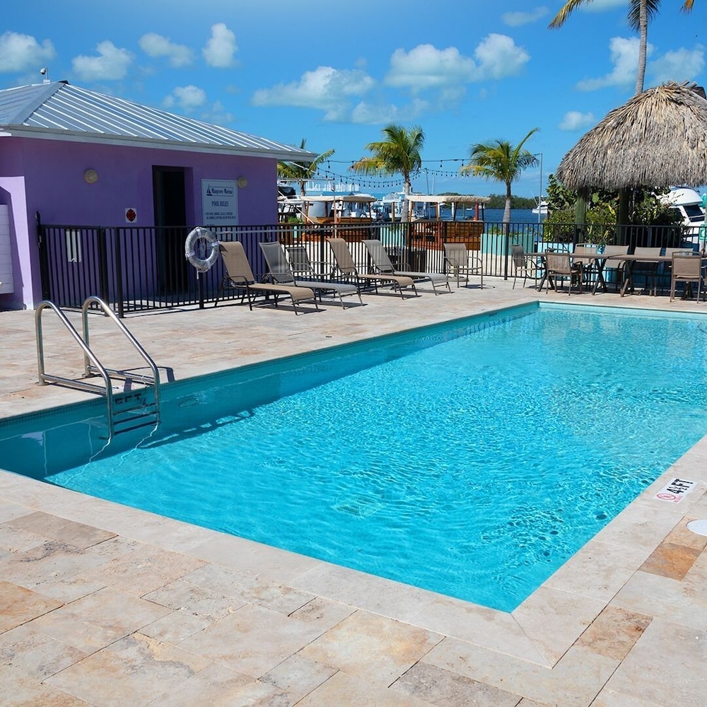 Mangrove Marina and Resort Aqualodge Houseboats