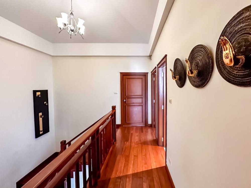 Beautiful 3-bed Villa in Cherngtalay, Thalang