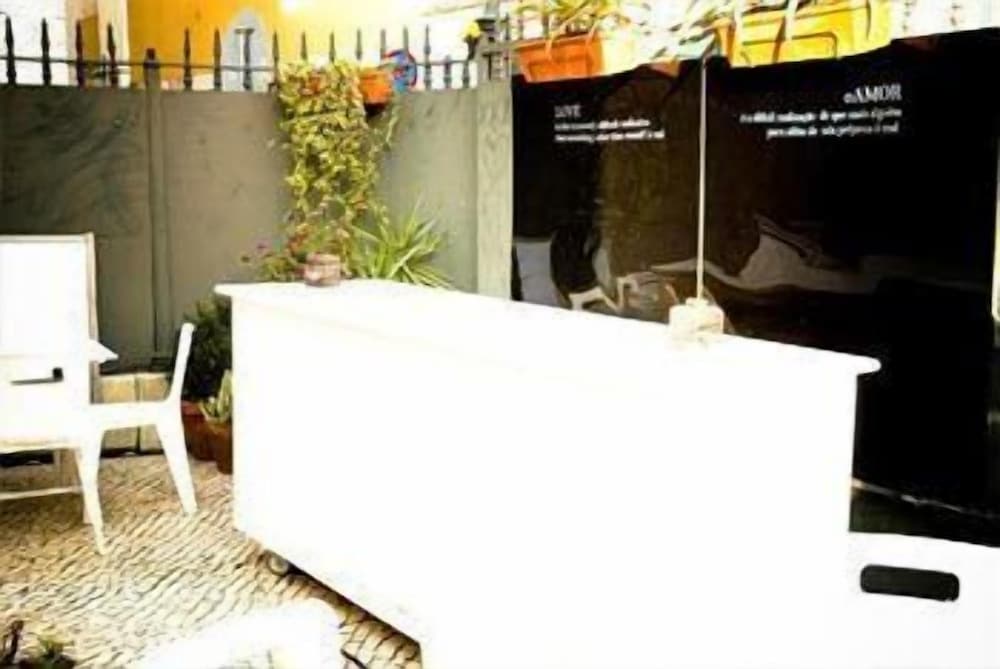 Oasis Backpackers' Mansion Lisboa