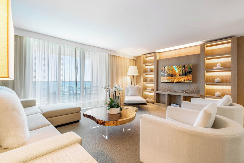 Luxury Vacation Rentals at 1 Hotel & Homes by LRMB