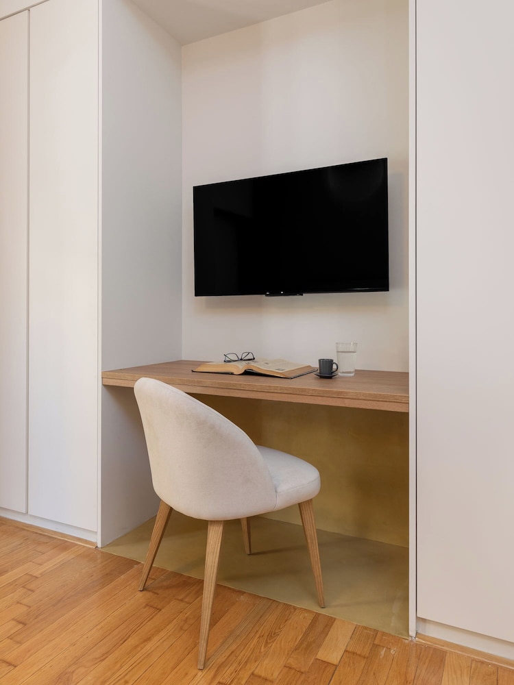 The Beehive Apartments