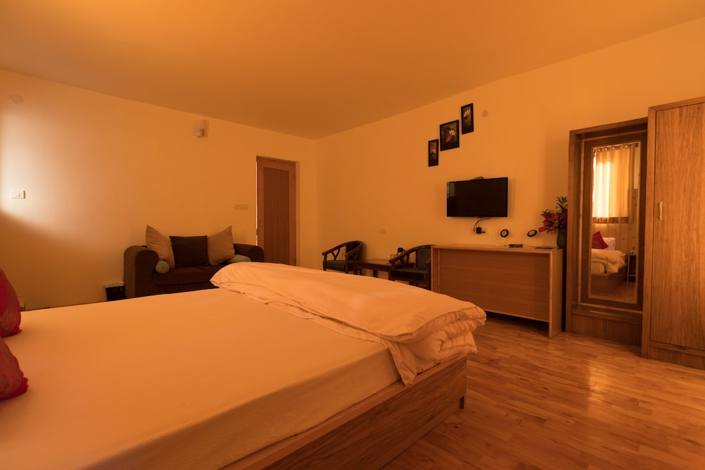 Radhu's Boutique Inn