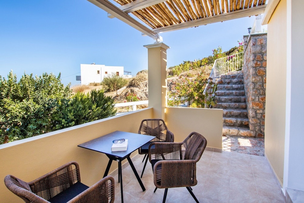 Elaia Villas