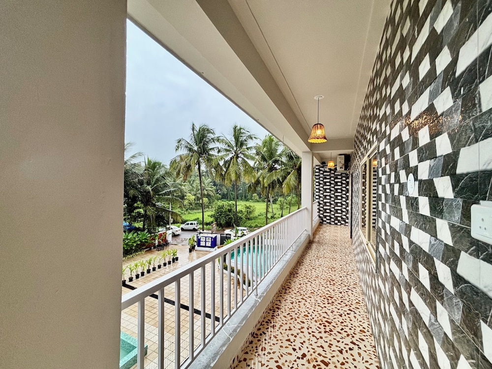Zuna Stayz Morjim Goa