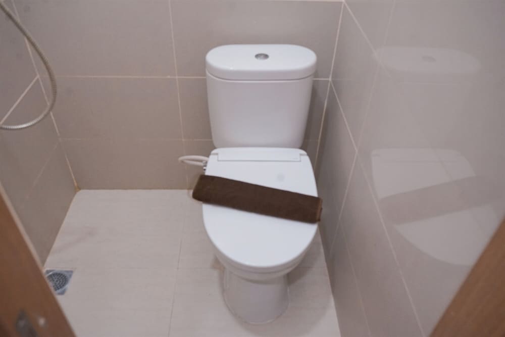 Best Furnished Studio (No Kitchen) Apartment At B Residence