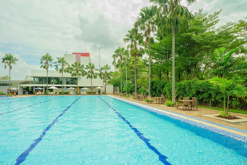 DREAM INN Aeropolis By Reccoma