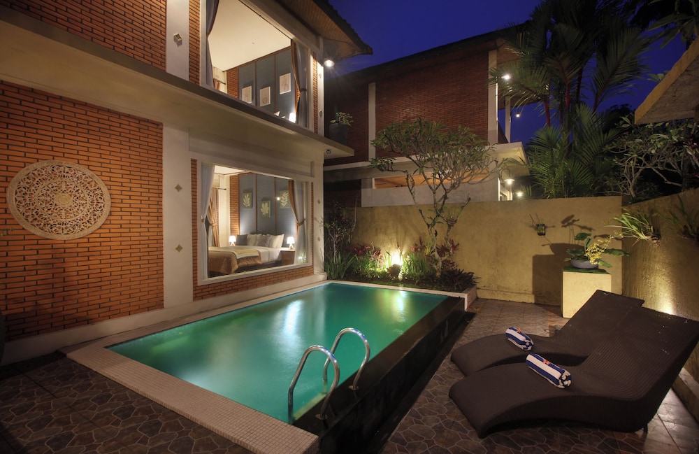 Kanaka Villas by Prabha