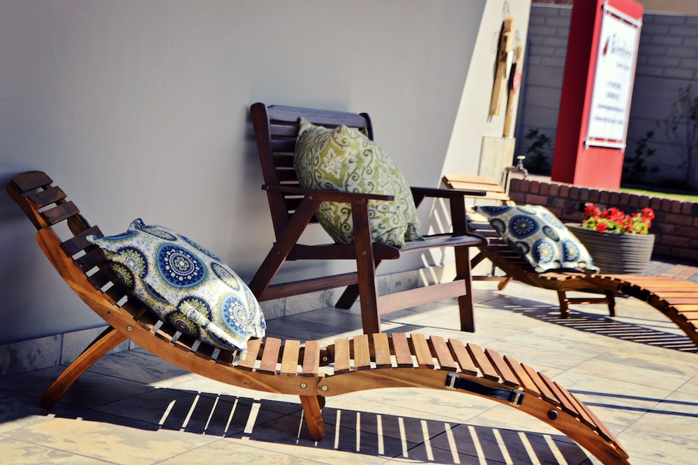 Bokmakierie Guest House