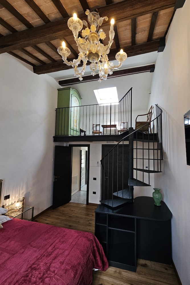 Rocca Contrada relais