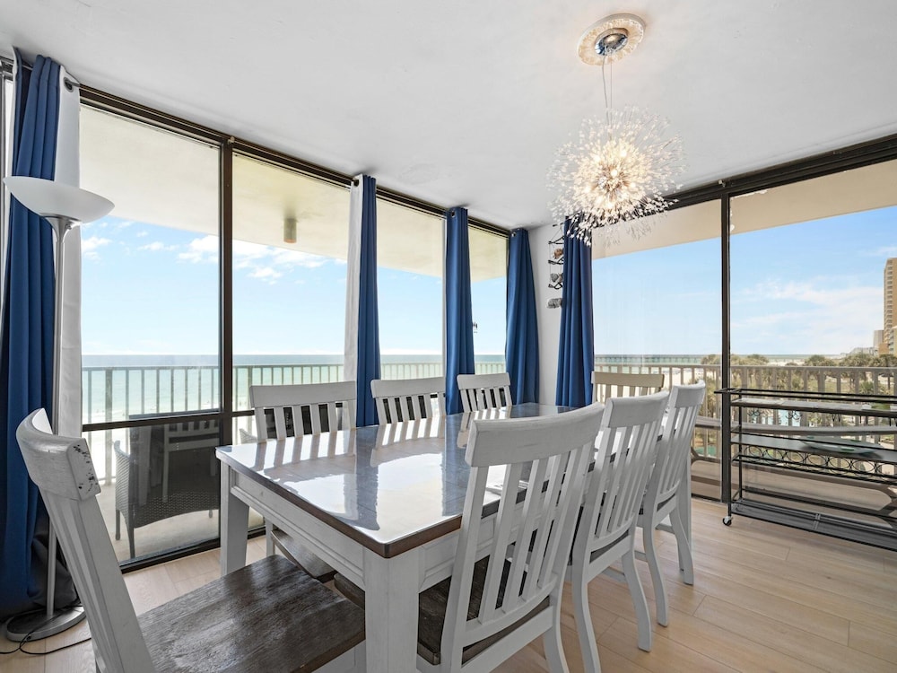 Windward 408 at Edgewater