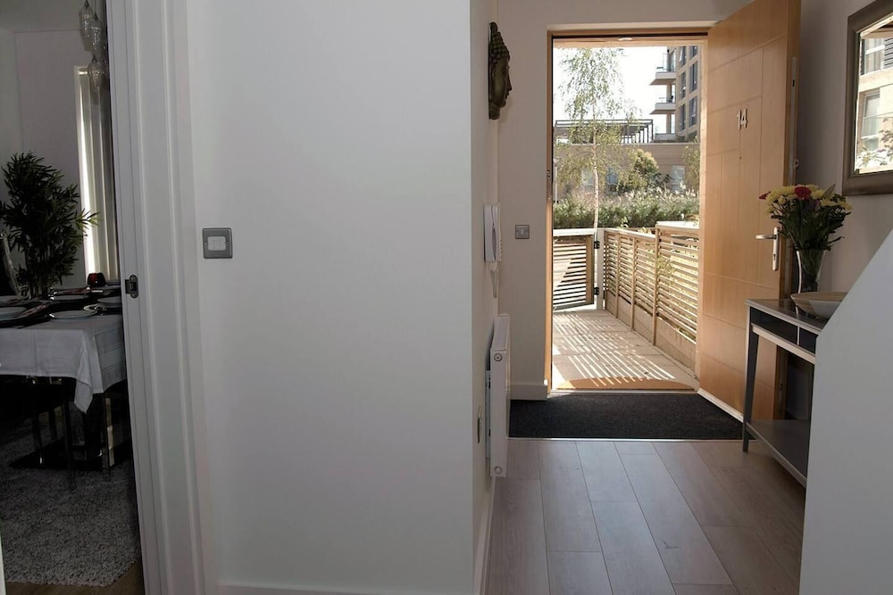 East Central London - Sleeps 6 - Pet Friendly