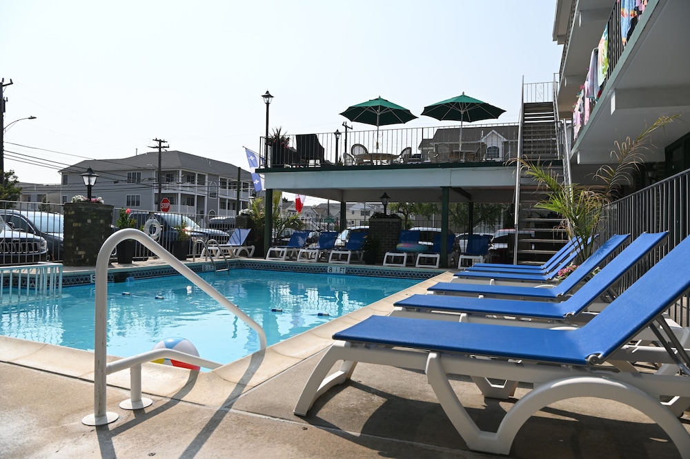 Grecian Gardens Motel