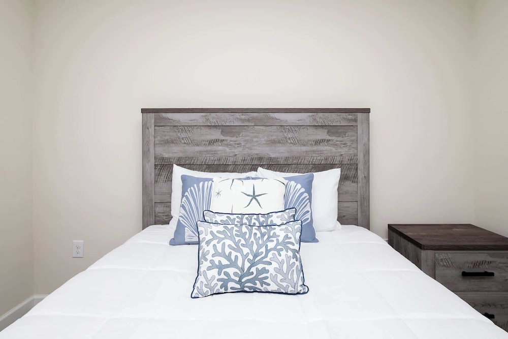 Solterra Dream Escape For 14!
