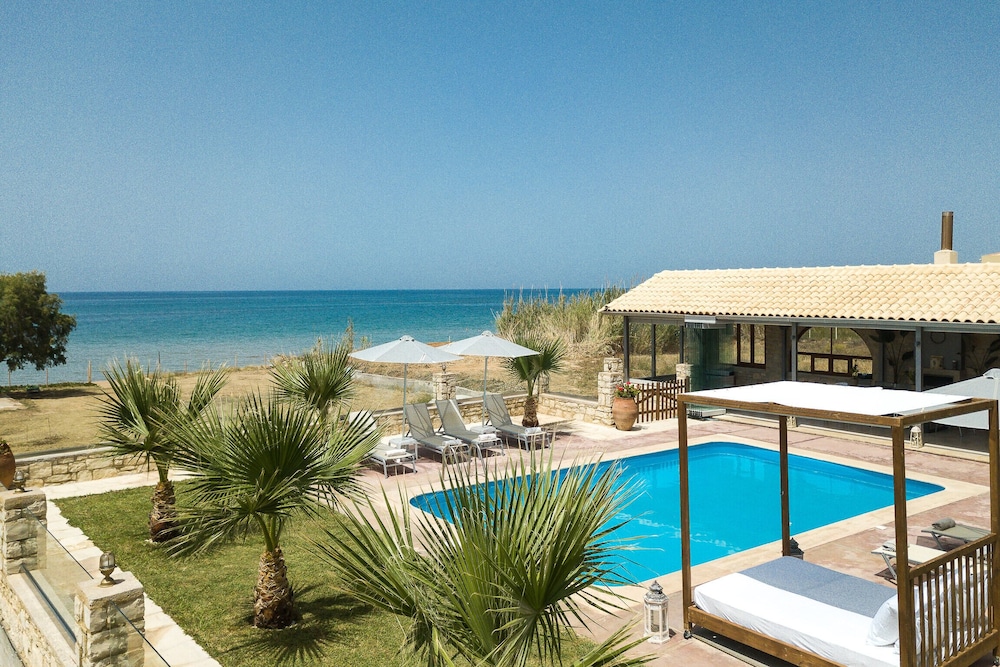 Golden Sand Beach Villa Villa