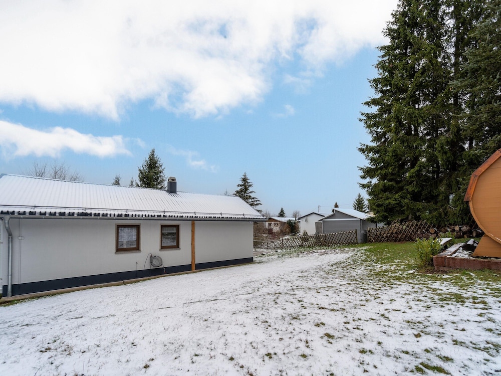 Holiday Home in Suhl Near Rennsteig Trail