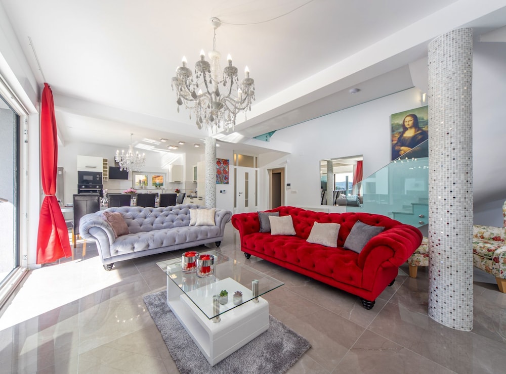 Villa Shaula
