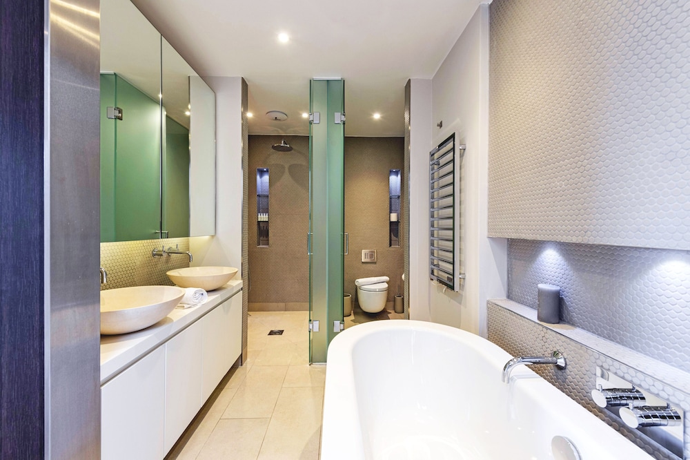 Accomodo London Waterloo - Luxury & Spacious Triplex Penthouse on Southbank