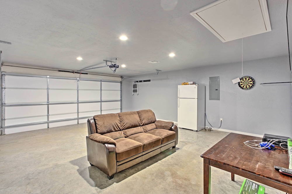 Walk to Lake Texoma! Modern Retreat w/ Game Room