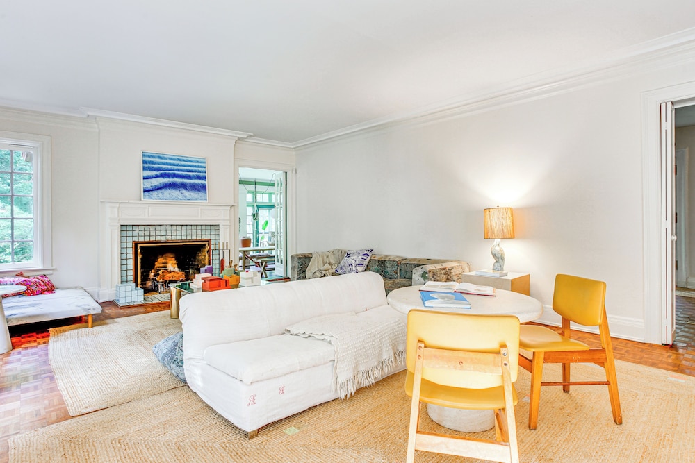 Hudson Valley Estate on 4 Acres w/ Private Pool!