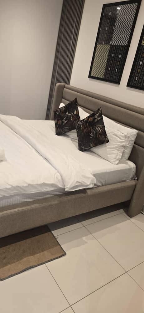 The Loxwood House Royal Luxury Suites