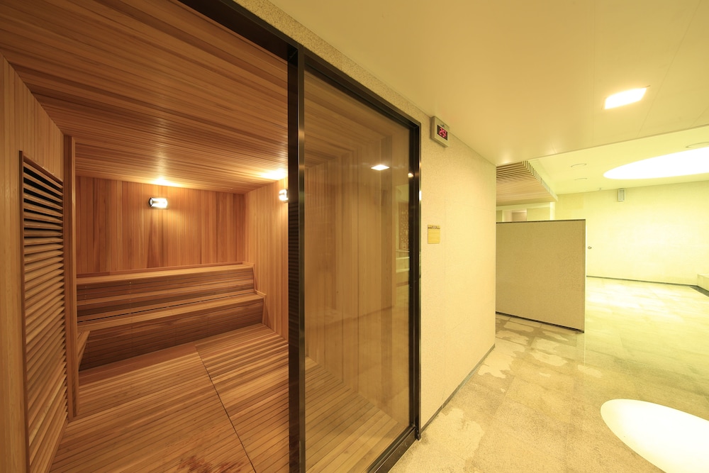 Booyoung Hotel & Resort