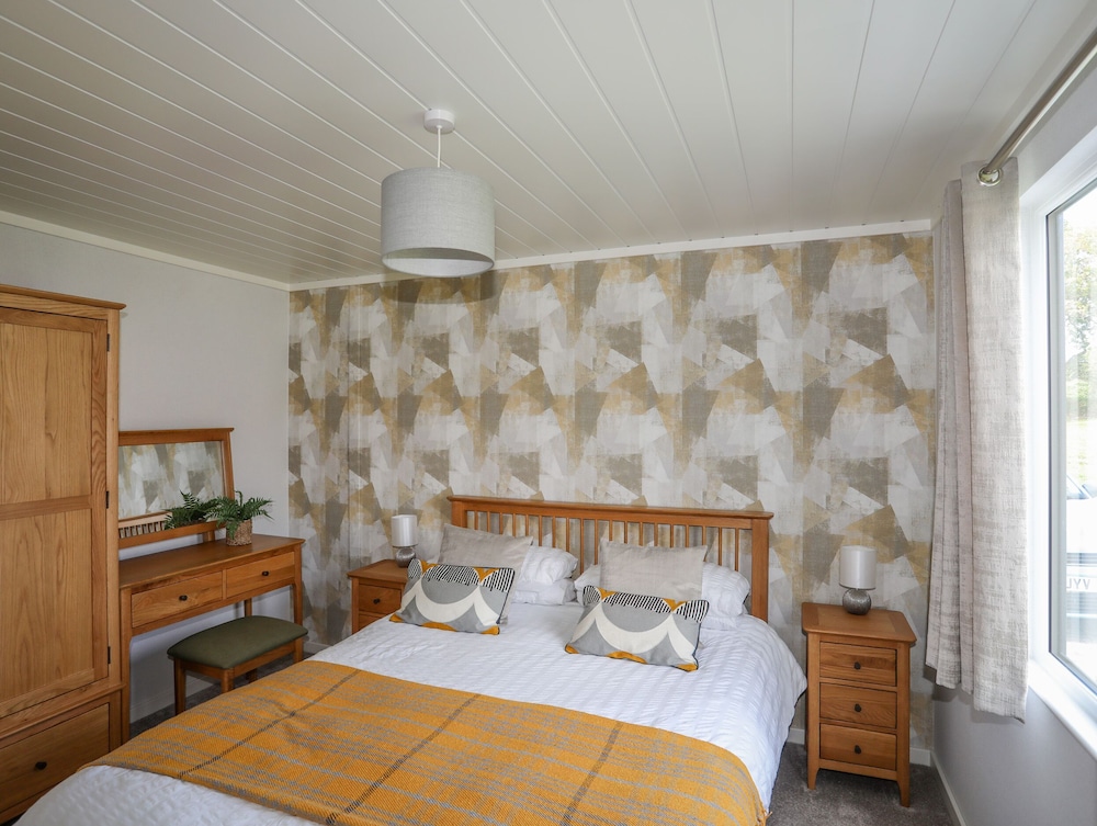 Fairview Lodge