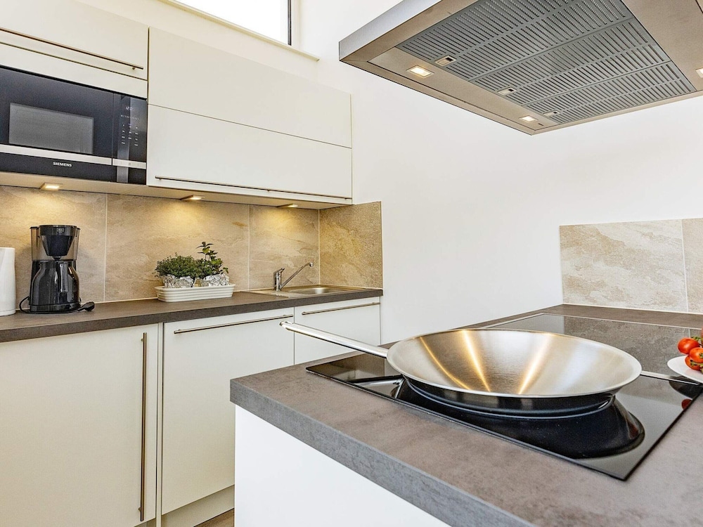 6 Person Holiday Home in Wendtorf view 4