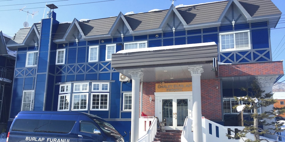 Hotel Chalet Burlap Furanui - Image 1