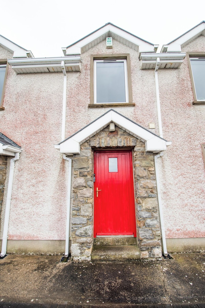Fishery Cottages - Bundoran view 4