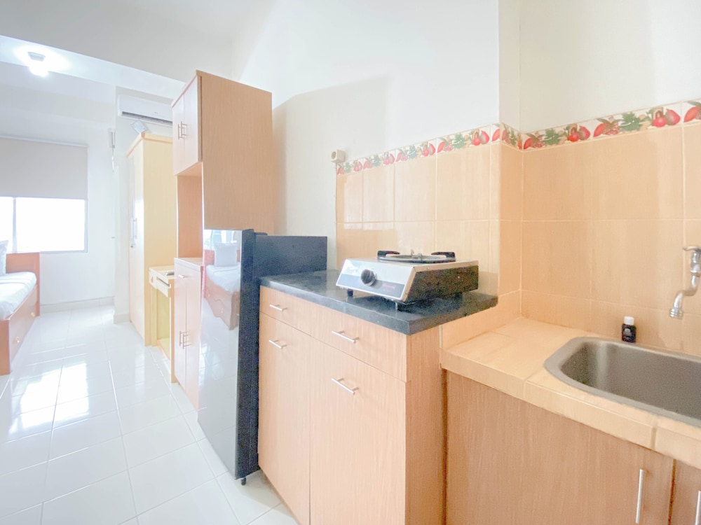 Tranquil and Comfy Studio Apartment at Easton Park Residence Jatinangor