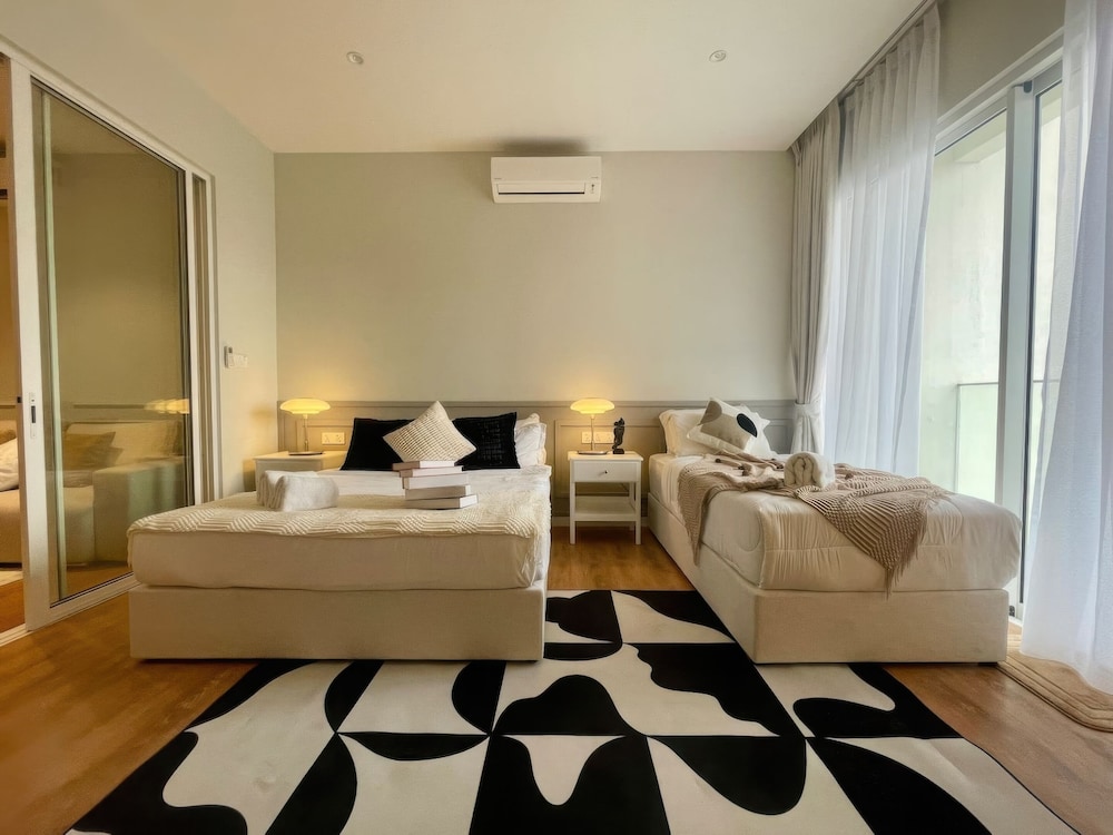 Platinum Quill Apartments Residences