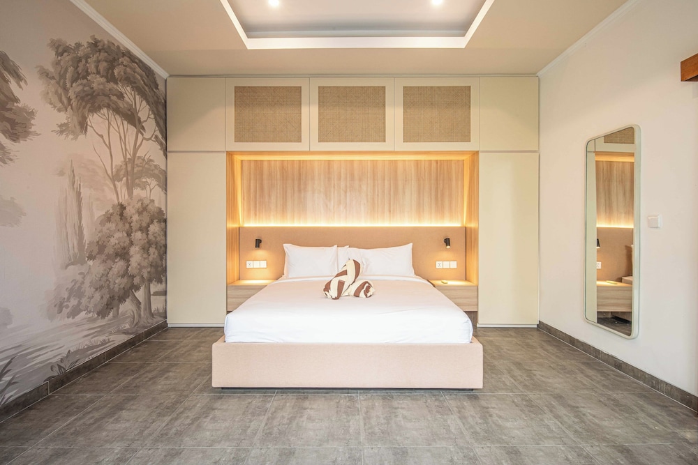 Beautiful 3BR Center Seminyak