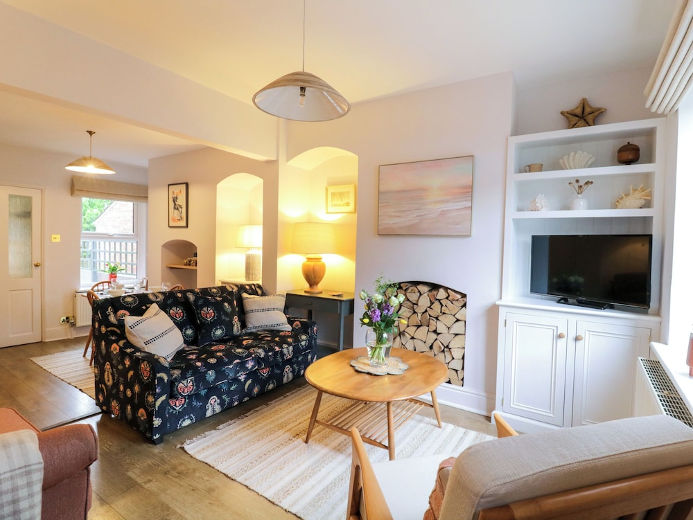 Compass Cottage