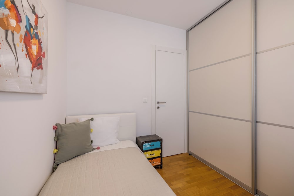 Beachaholic M&G, Luxury Seaside Suites On Znjan photo 2