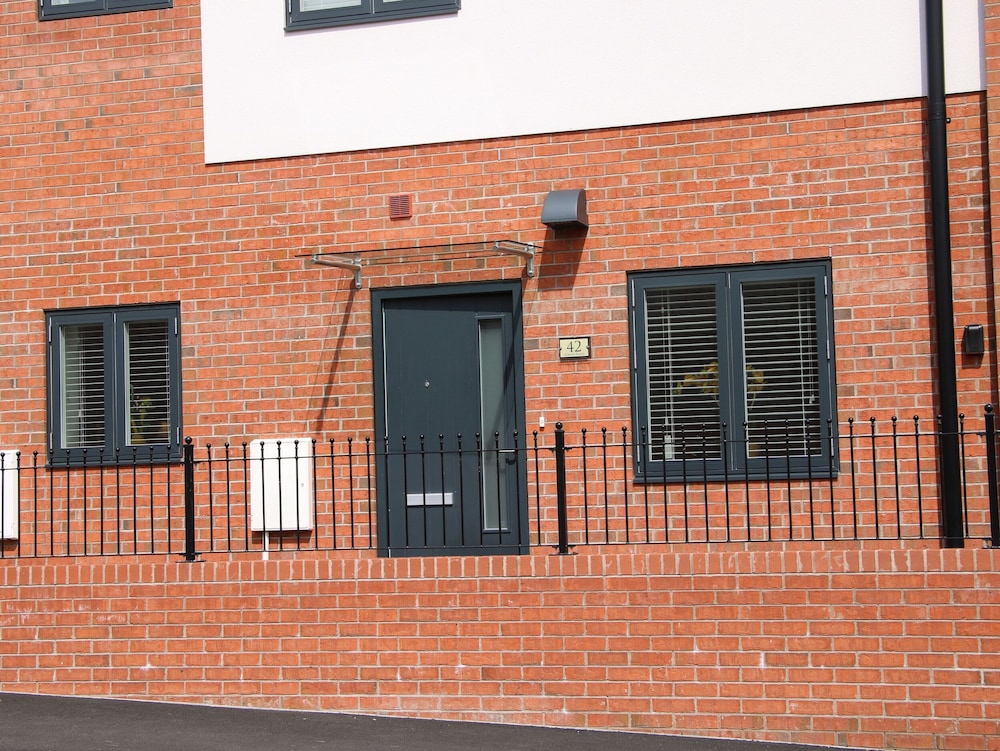 42 Albury Place