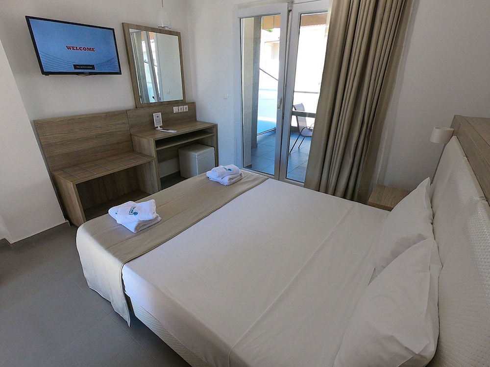 Finikas Garden Beach Resort Nikiti