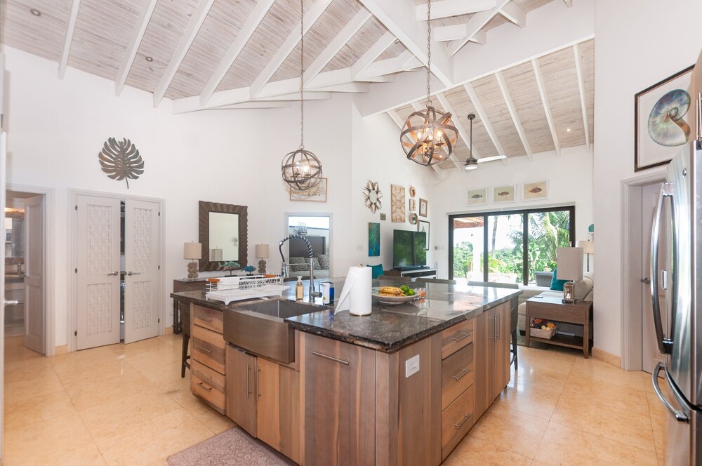 Pristine Bay 1316 2 Bedroom Home